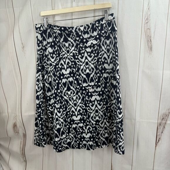 INC International Concepts Women’s XL Navy White Patterned Skirt - Picture 3 of 4